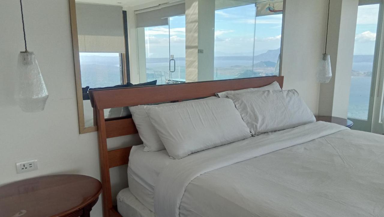 Bed and Breakfast The Carmelence View Tagaytay City Esterno foto