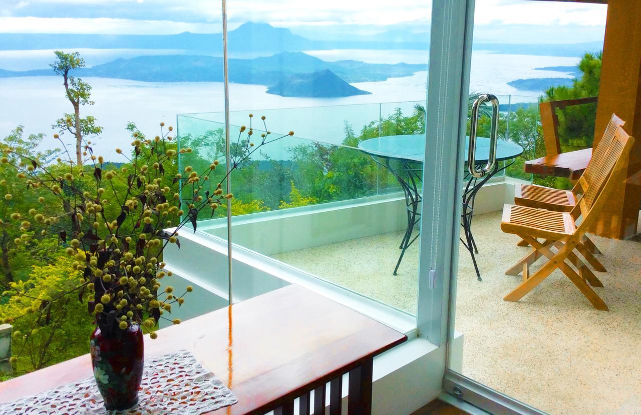 Bed and Breakfast The Carmelence View Tagaytay City Esterno foto