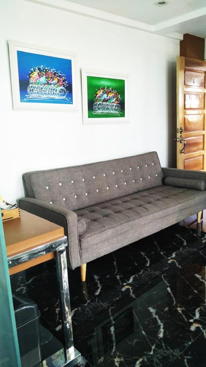 Bed and Breakfast The Carmelence View Tagaytay City Esterno foto