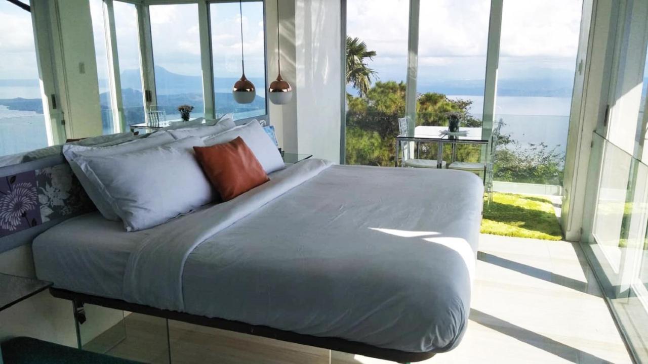 Bed and Breakfast The Carmelence View Tagaytay City Esterno foto