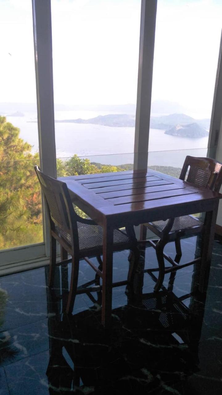 Bed and Breakfast The Carmelence View Tagaytay City Esterno foto