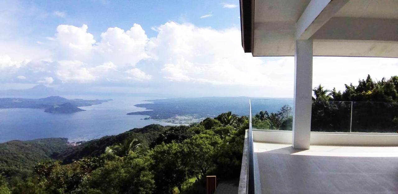 Bed and Breakfast The Carmelence View Tagaytay City Esterno foto
